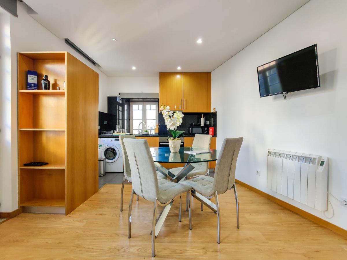ויאנה דו קסטלו Sao Domingos Apartment - Viana City Centre מראה חיצוני תמונה