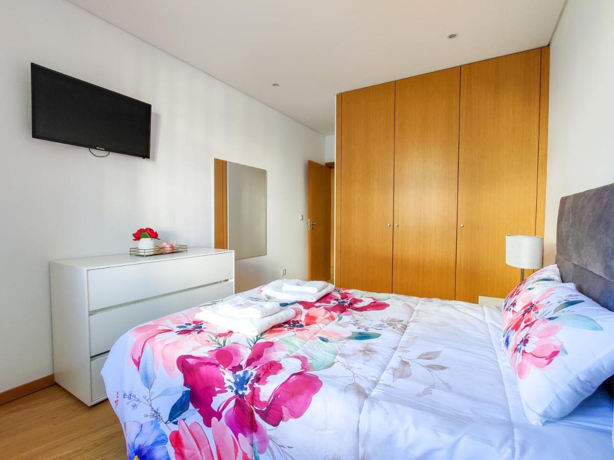 ויאנה דו קסטלו Sao Domingos Apartment - Viana City Centre מראה חיצוני תמונה